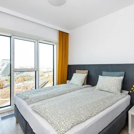 Benthos Towarowa Apartment *