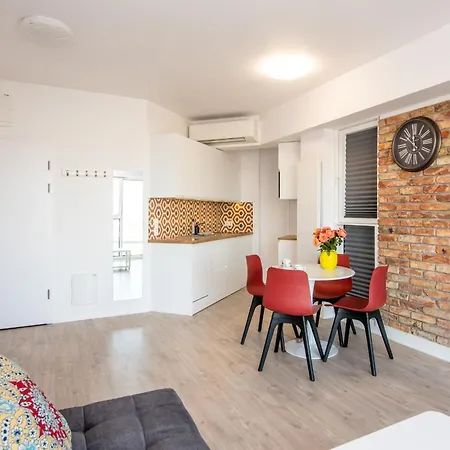 Benthos Towarowa Daire