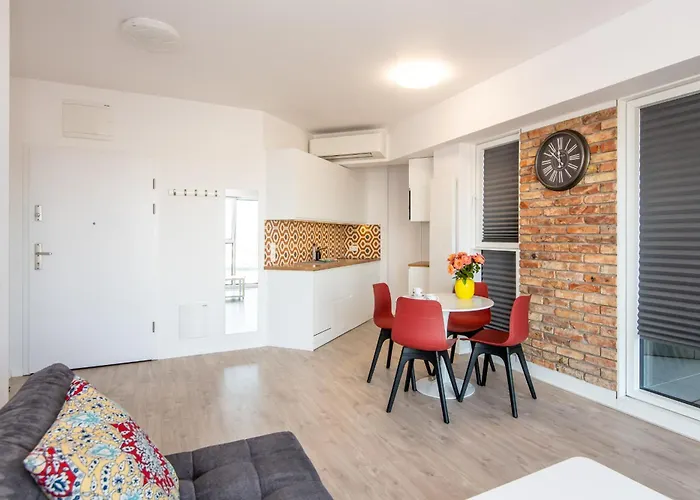 Benthos Towarowa Apartment