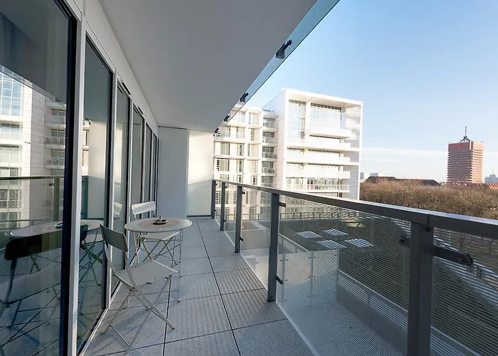 Benthos Towarowa Познань