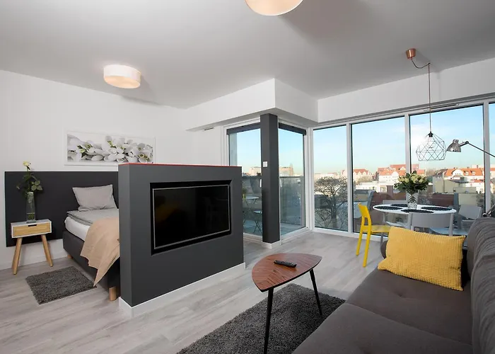 Benthos Towarowa * Познань